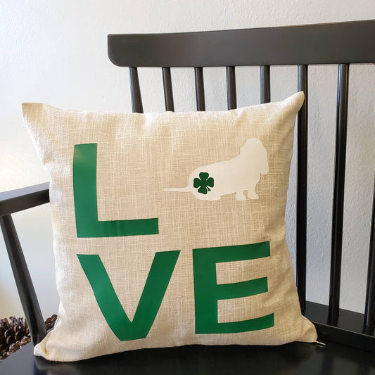 L☘️VE Basset Hound Shamrock Pillow Cover